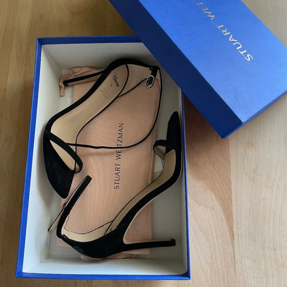 Disney x Stuart Weitzman Nudistcurve Black 100 Sz 5 - Picture 6 of 16
